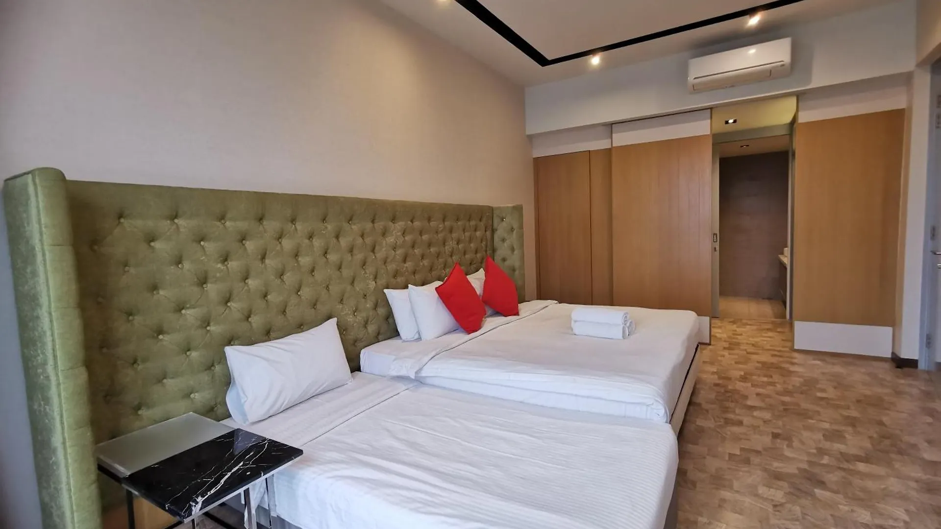 Expressionz Professional Suites By Aurora Summer Suites Kuala Lumpur Apartment