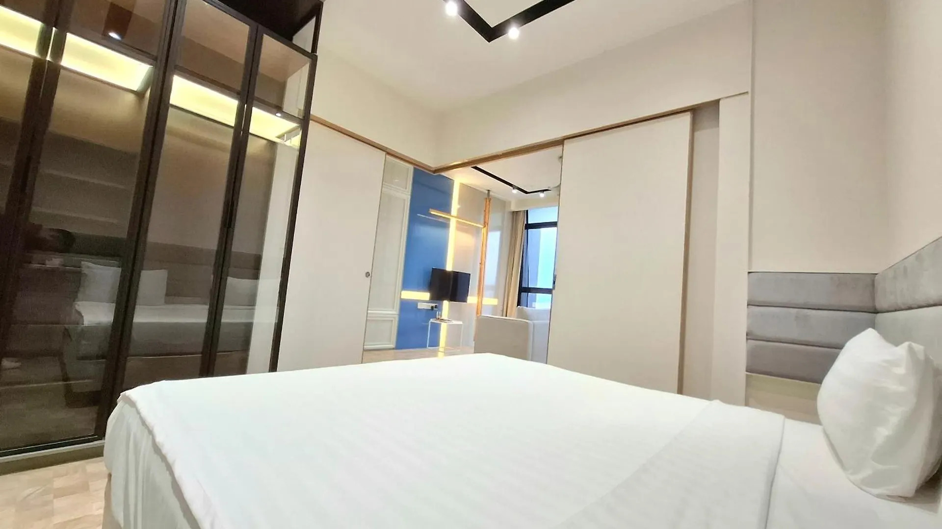 Apartment Expressionz Professional Suites By Aurora Summer Suites Kuala Lumpur