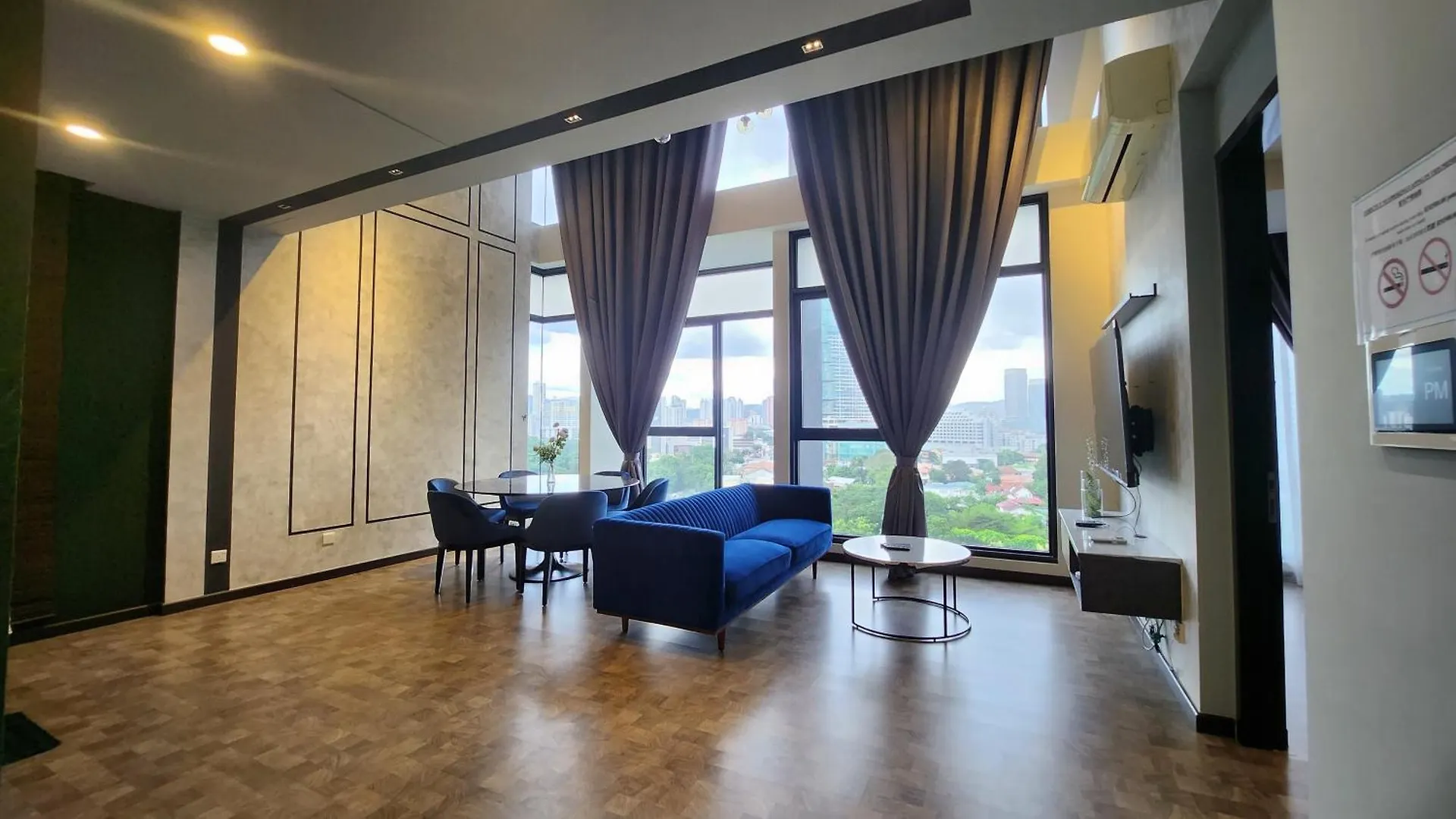 Expressionz Professional Suites By Aurora Summer Suites Kuala Lumpur Malaysia